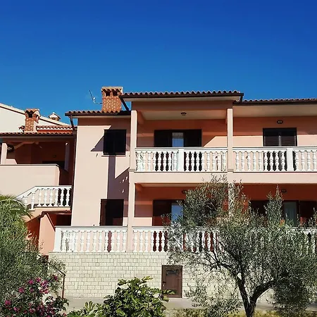 Apartman Alenka Vinez