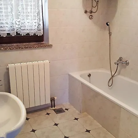 Apartman Alenka *